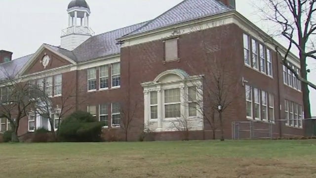 Lead paint chips found outside Long Island preschool