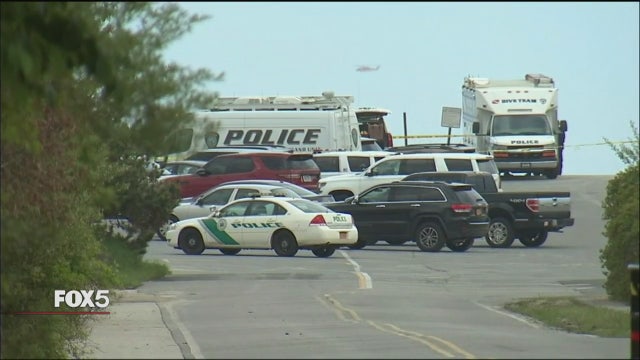 1 of 4 in small plane crash ID'd as builder to the stars