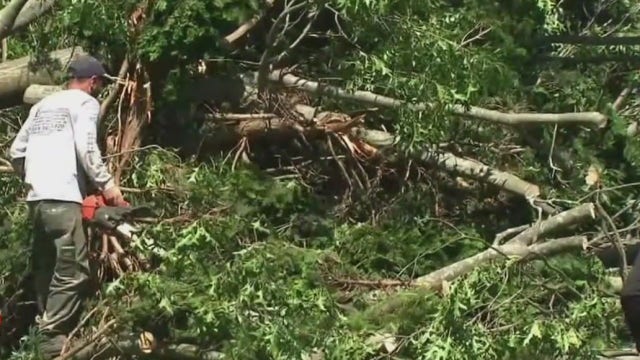 Long Island cleans up after powerful storms