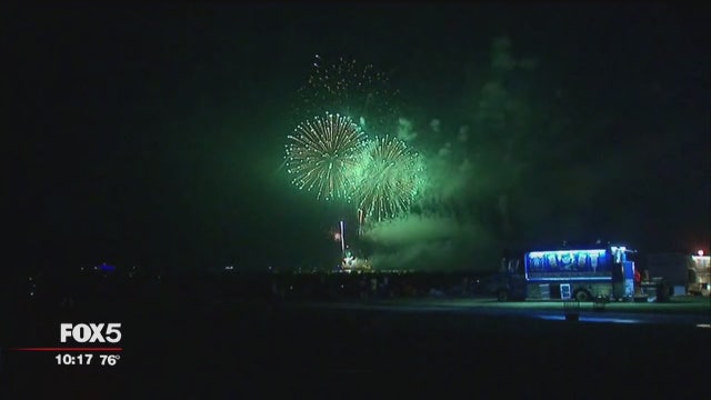 Thousands of Long Islanders pack Jones Beach to celebrate July 4