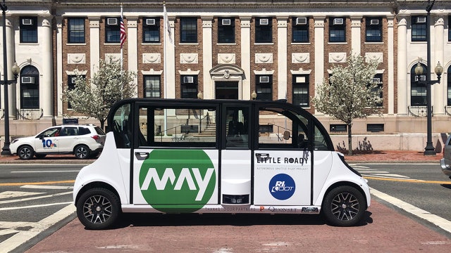 Curious cop pulls over self-driving public shuttle bus