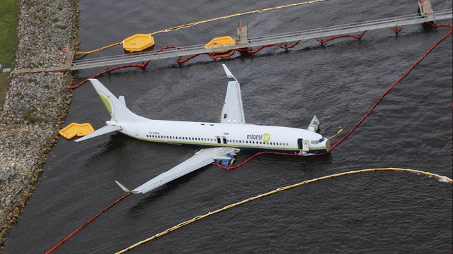 Airline sued after chartered jet skids into Florida river