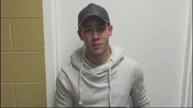 Nick Jonas & Shawn Mendes