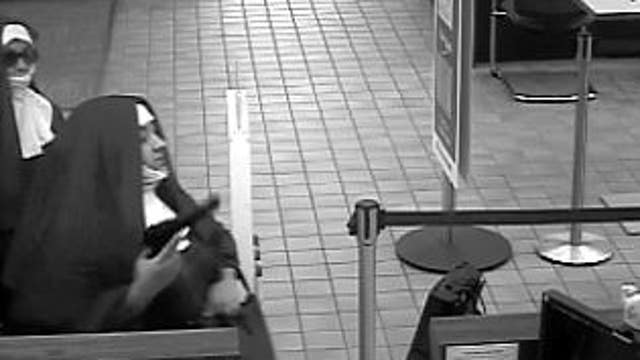 Suspects disguise themselves as nuns in attempted bank robbery