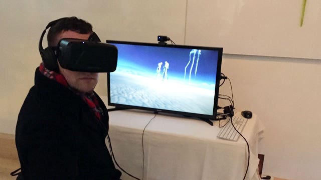 Virtual reality headset Oculus Rift arrives with little fanfare