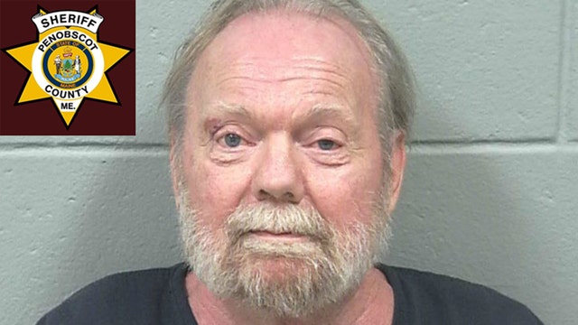 Cops bust man with sword after motel standoff