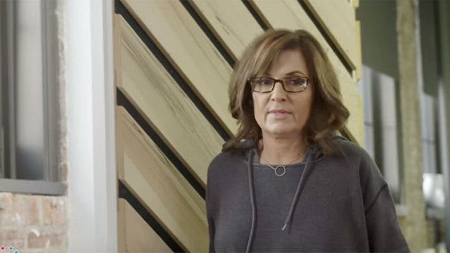 Sarah Palin sues New York Times over editorial