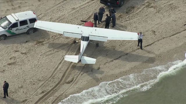 Small plane makes emergency landing on beach
