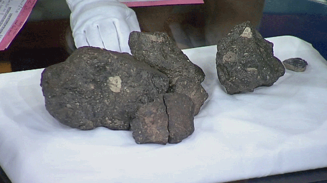 Rocks from the moon to auction for $500K