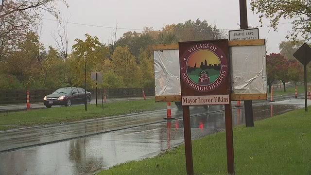 Town offers to pay off student loans of new residents