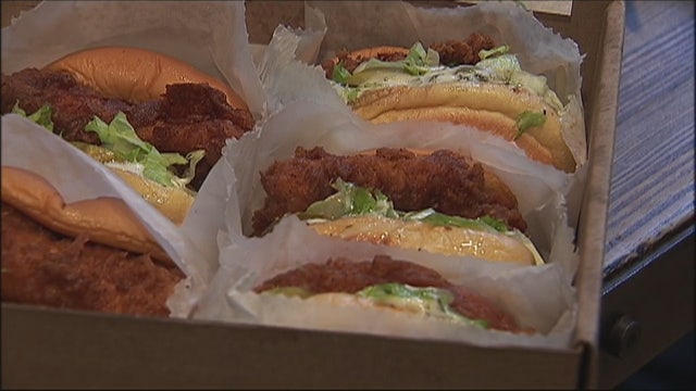 Shake Shack puts chicken sandwich on menu