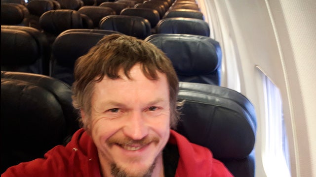 Man flies alone on huge plane to Italy