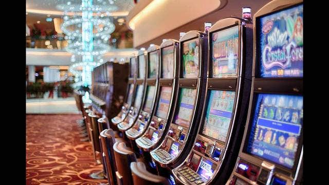 Woman wins $10.7 million jackpot off penny slot machine in Vegas