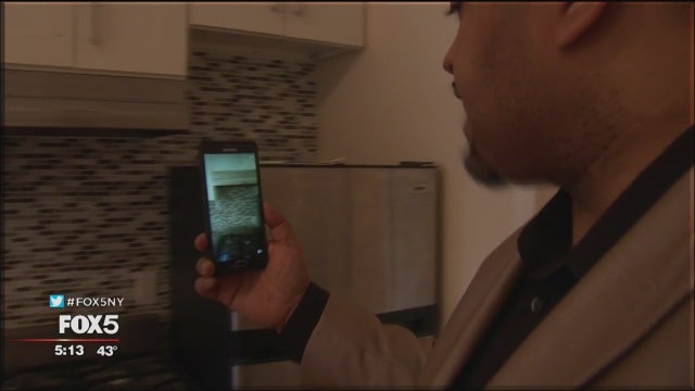 Live streaming an apartment open house