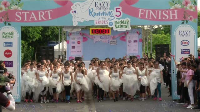 250 couples compete in 'Running of the Brides' in Thailand