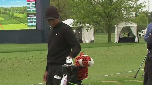 Tiger Woods draws crowds at Bethpage Black