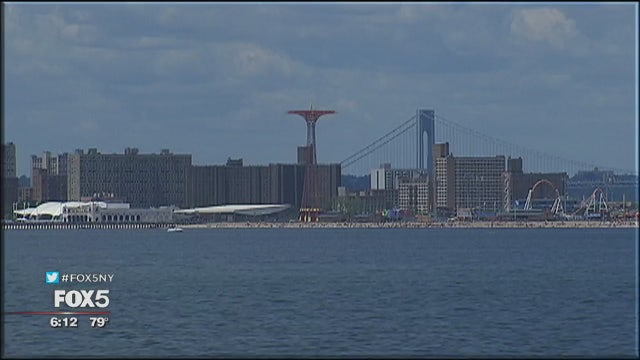 Whale-watching boat tours from New York