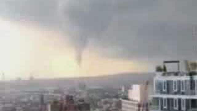 Funnel cloud spotted over New York Harbor