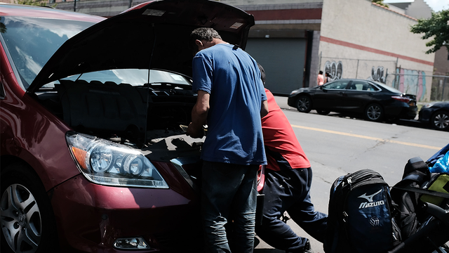 'Adulting 101': High school offers class to teach basic skills like building credit and changing oil