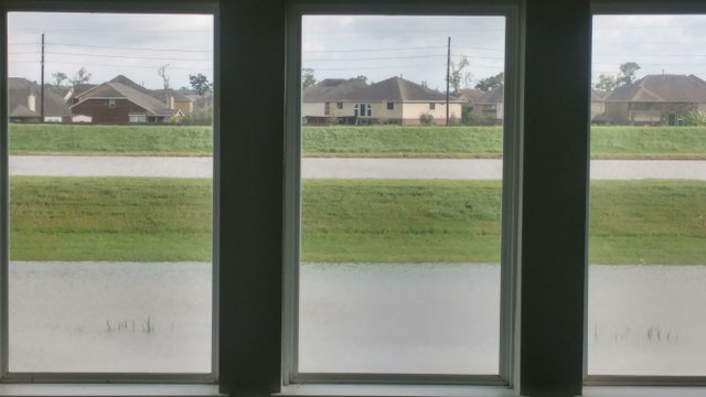 Brooklyn mom, daughter describe escaping Harvey