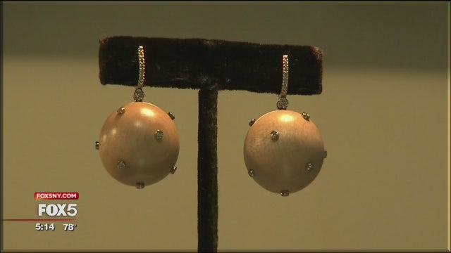 Lap of Luxury: Jewelry salon Demner Miletto