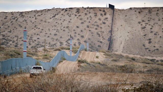 New $1.15 trillion budget includes border wall payment