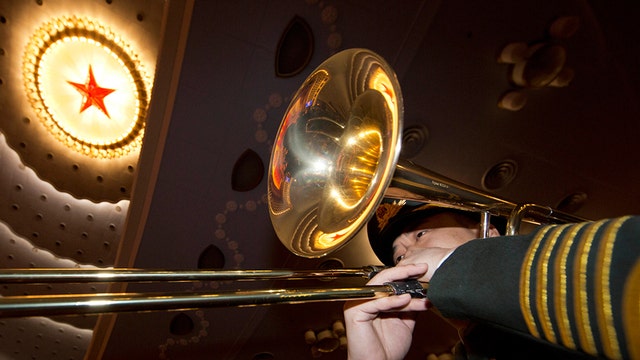 China sets 2017 growth target of '6.5 percent or higher'