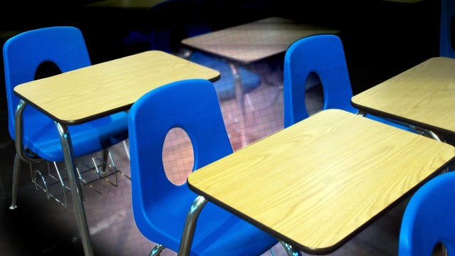 School district apologizes for assignment comparing value of slaves