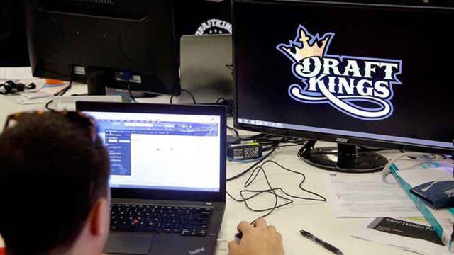 DraftKings, FanDuel agree to merge