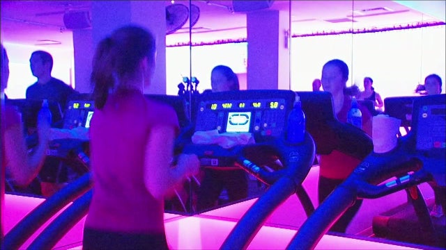 Group treadmill running classes in NYC