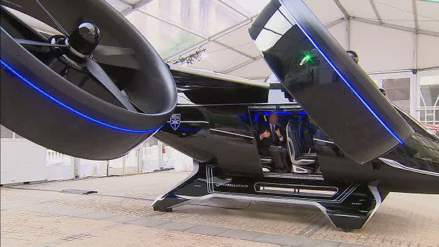 Uber unveiling plans for flying taxi program