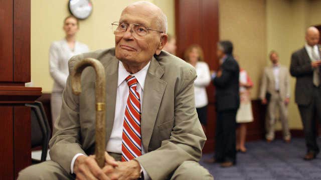 Former Michigan Rep John Dingell dies at 92