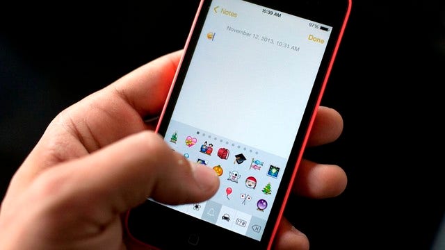 Pregnant woman, Mrs. Claus among 72 new emojis