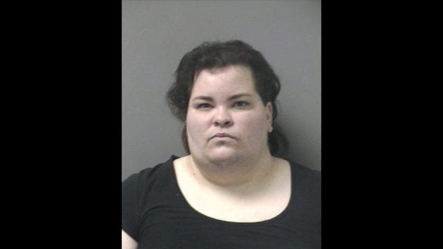 Cops:  Woman stole Christmas decorations