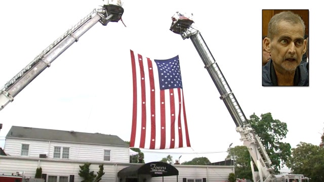 9/11 hero Luiz Alvarez remembered at wake on Long Island