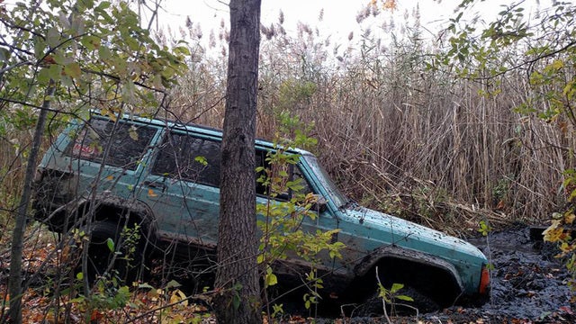 Tow company charges man $48K to  pull Jeep out of mud