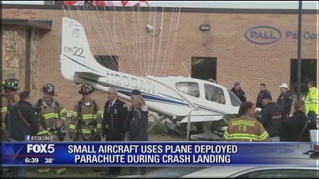 2 injured in small plane crash on LI