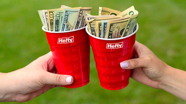 Making Labor Day plans? You could get paid to party for the weekend