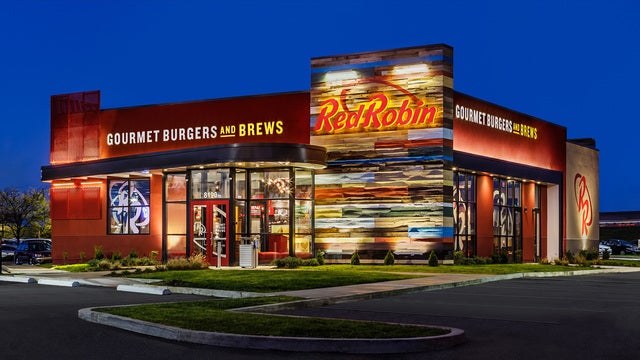 Free burger, fries for teachers at Red Robin on June 5