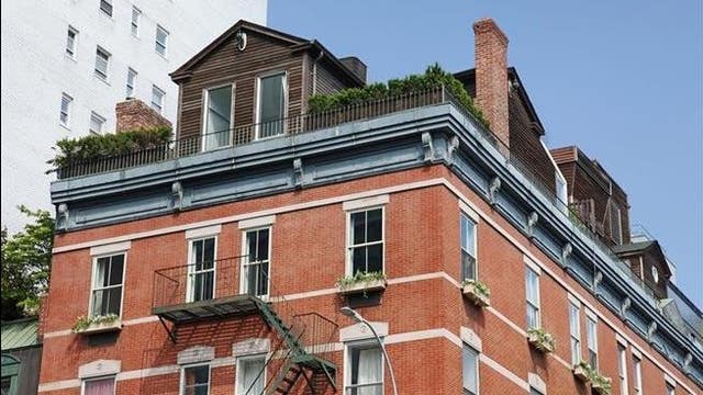 Manhattan rooftop cottage for rent for $17K per month