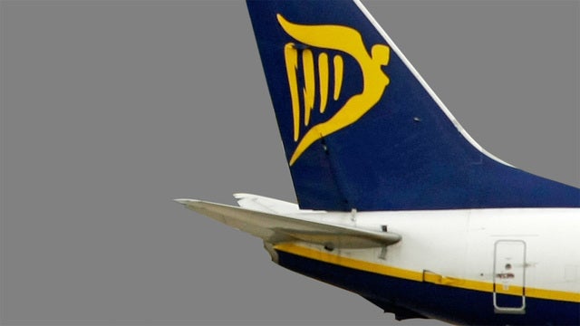 Ryanair cancels flights after 'messing up' pilot schedules