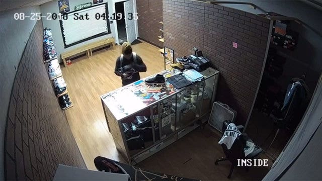 Thieves raid store of right foot shoes