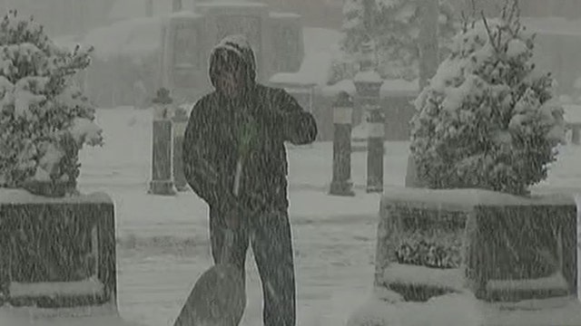 New York area digs out from snow storm