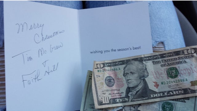 Tim McGraw's mom pays off layaways at Florida Walmart