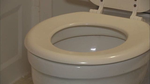 Toilet tips off Traverse City man of intruder