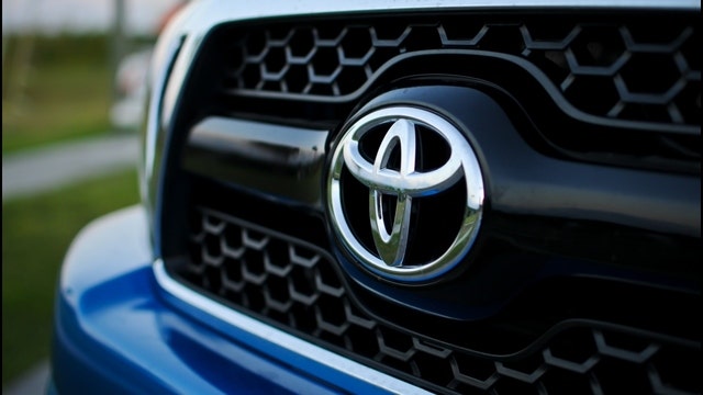 Toyota recalls 250K Tacoma pickups