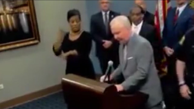 Impostor sign-language interpreter delivers gibberish at serial killer press conference