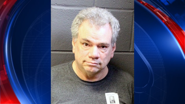 Police: Naked man breaks into liquor store for Coke