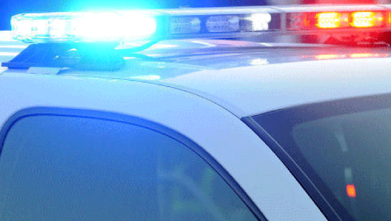 CopCarLights_1525888972870.gif