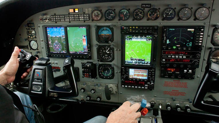 183fa668-cockpit-getty-wnyw_1564490789943.jpg